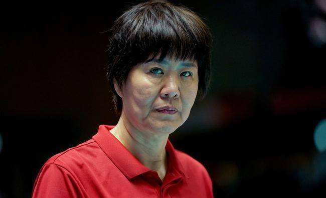 国足教练里皮工资是多少,郎平的工资和里皮工资差距有多大