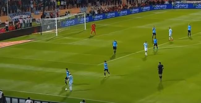 梅西是怎么变向,梅西怎么把球颠起来