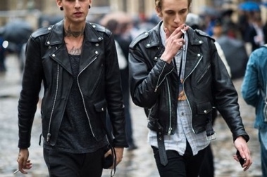 皮衣穿搭男生霸气,皮衣穿什么内搭比较好看