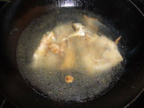 鱼头豆腐汤怎么做最有营养,鱼头豆腐汤加牛奶做法