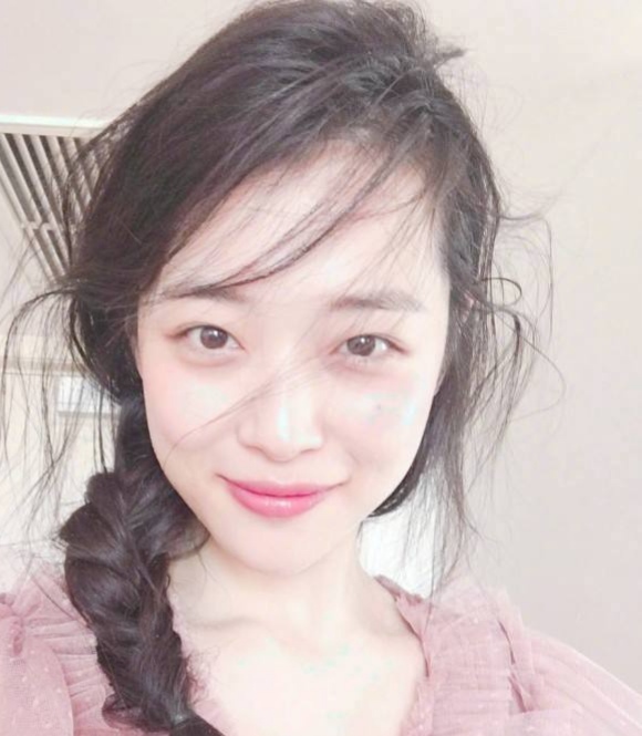 姚贝娜认识张国荣吗,姚贝娜张国荣