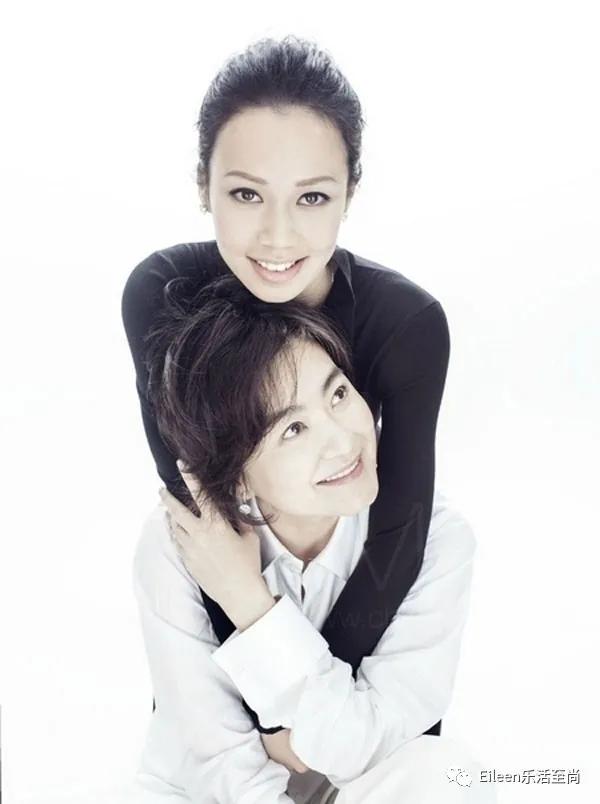 豪门乖女不婚生子，四婚亲妈帅过女神继母，港岛名媛都这么酷吗？