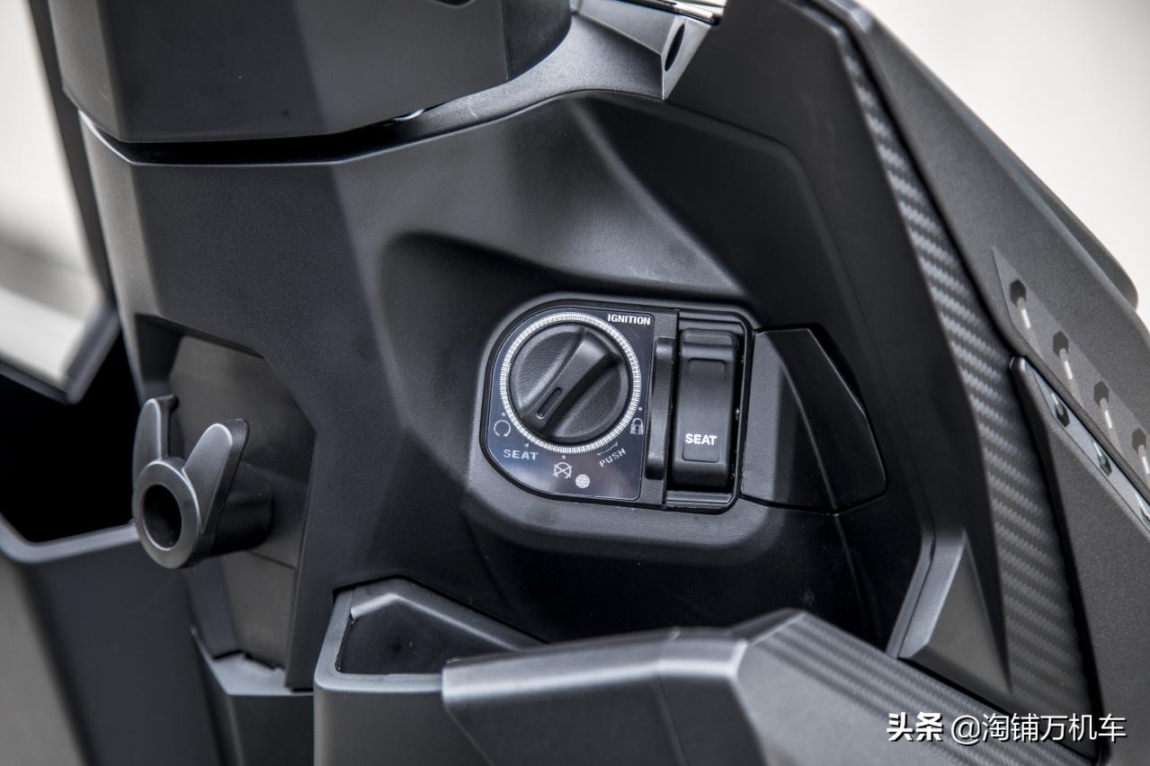 新大洲本田裂行rx125踏板价格,裂行新款rx125abs和uy125视频测评