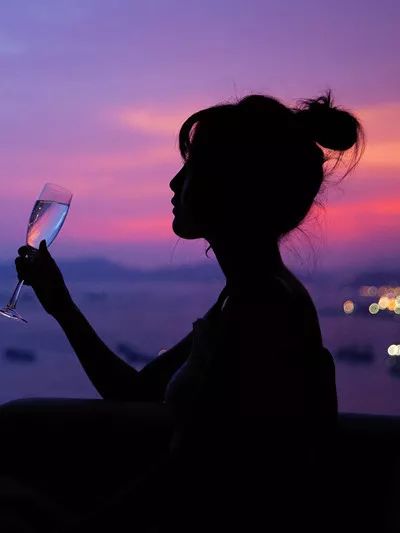 住进香港“最骚气”的酒店：香港W酒店