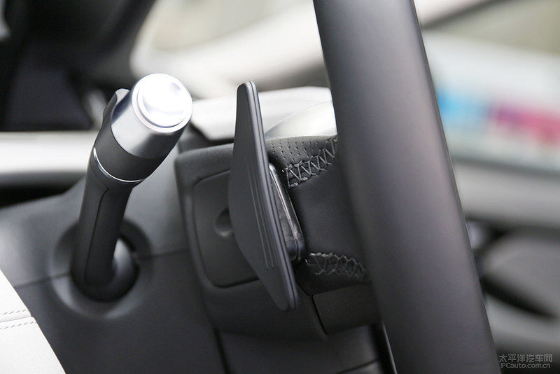 全新揽胜极光越野表现,全新一代路虎揽胜极光车评