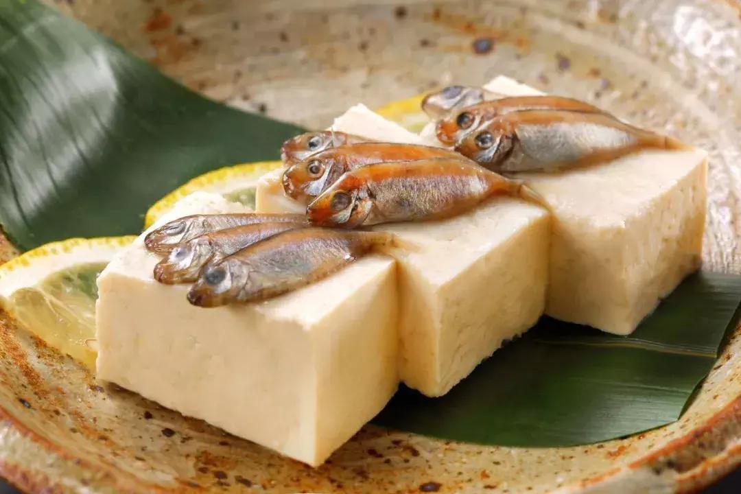 日本豆腐不是豆腐为啥叫豆腐 (日本豆腐跟普通豆腐有什么区别)