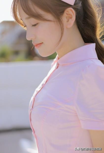 40岁的金莎依然很美,金莎晒护士照片