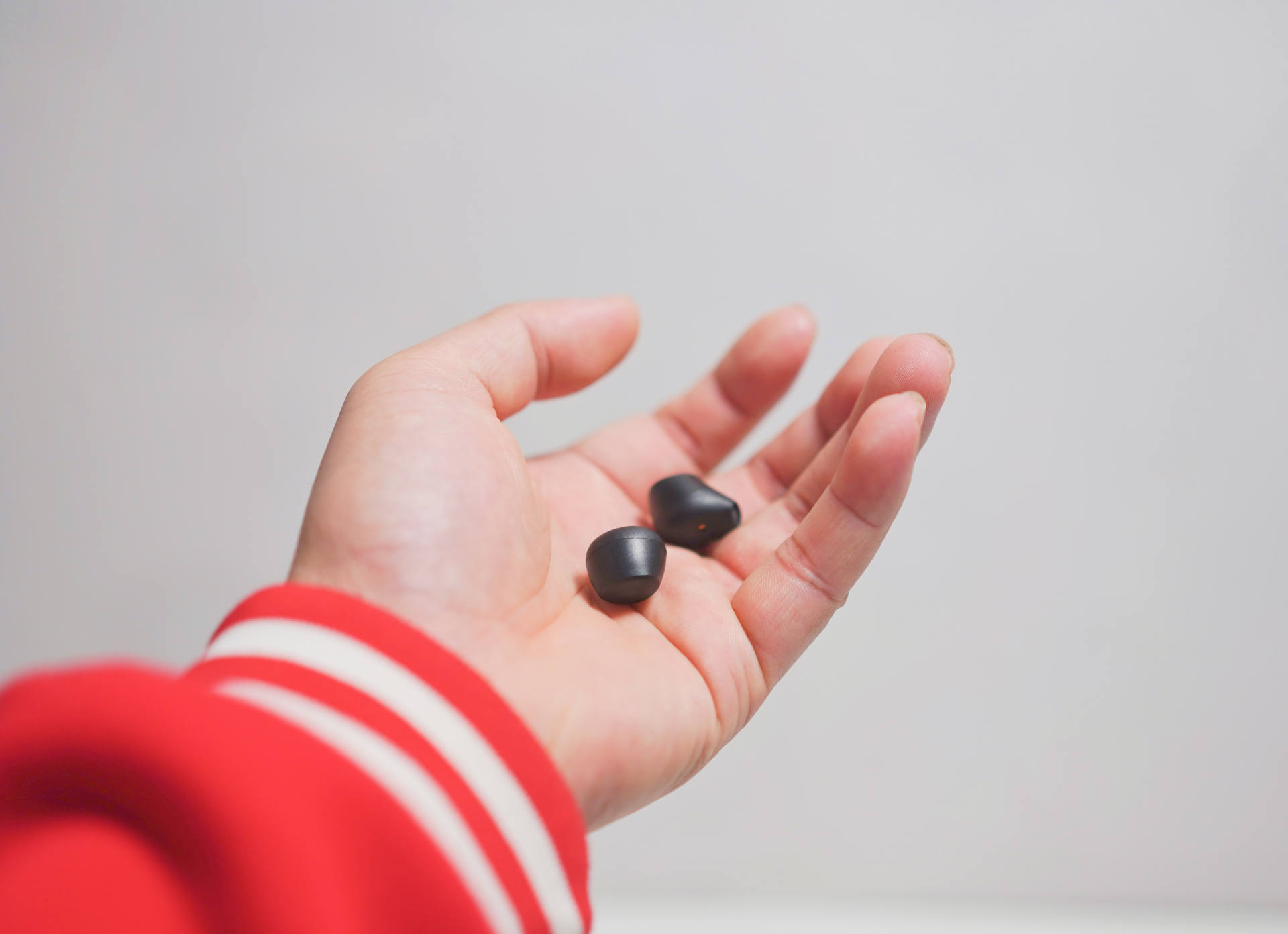 jeetair2蓝牙耳机拆机评测视频,无感是一种态度吗