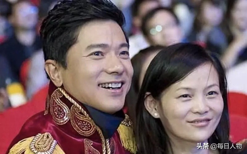 百度李彦宏被泼冷水事件,李彦宏被泼水事件真实原因