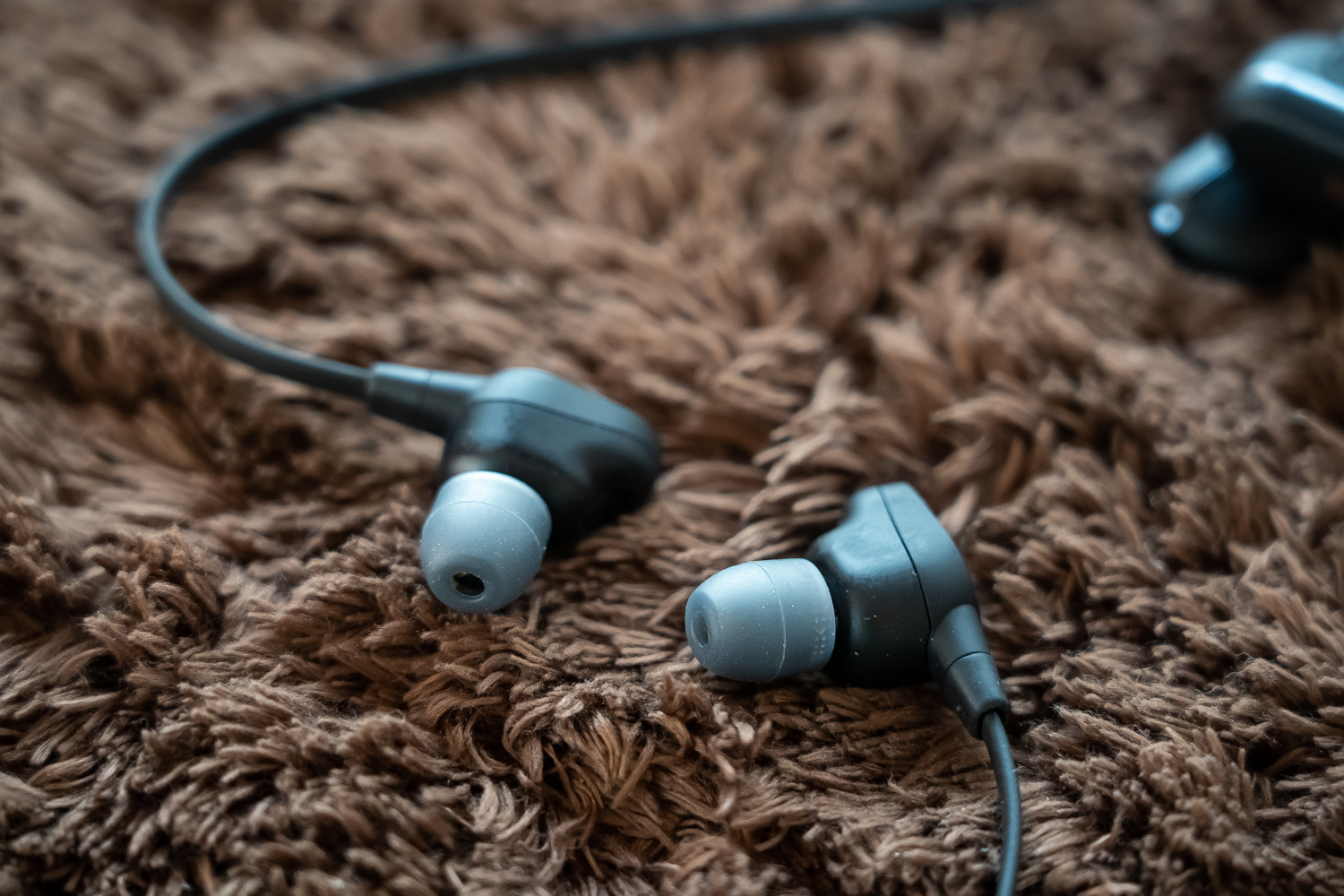 索尼降噪耳机wh1000xm2,索尼wi-1000xm2降噪不明显