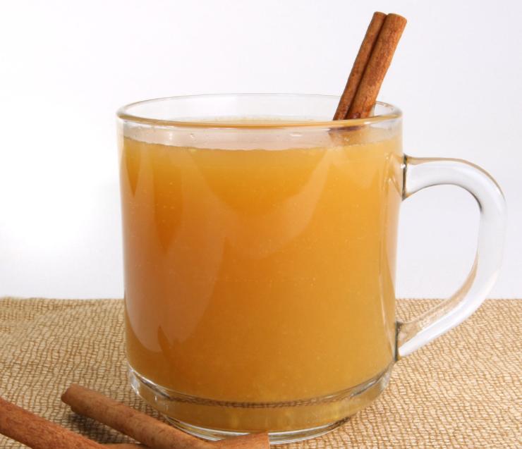 橘子发霉衣服被沾到怎么洗,橘子汁弄白衣服上怎么洗妙招