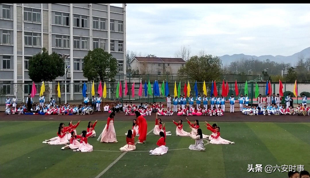 天峰中学运动会,2019年新一中田径运动会开幕式