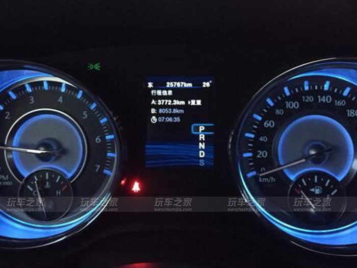 克莱斯勒300c改涡轮,克莱斯勒300c改装3.6发动机