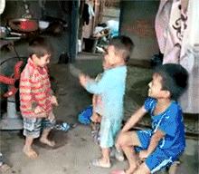 搞笑gif妹子的内心是崩溃的,搞笑gif妹子原来是个逗比