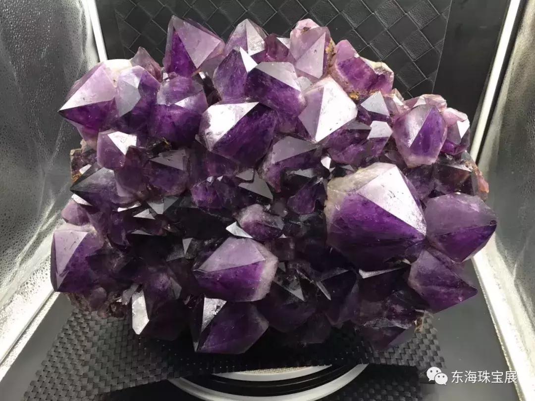 最好看的天然矿物,世界上最珍贵的矿物