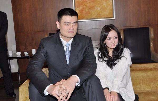 女明星与姚明合影,都有哪些女明星喜欢姚明