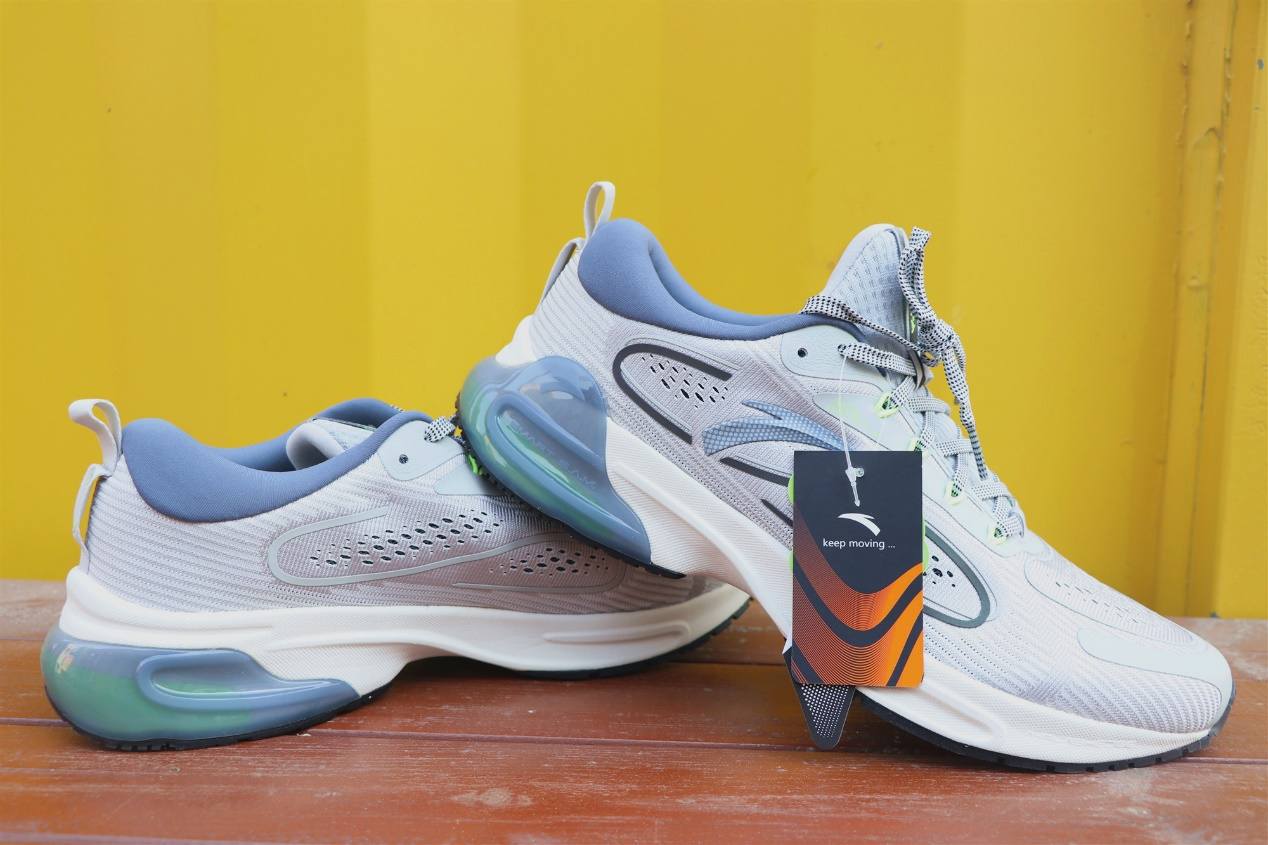 安踏xkeithharing联名系列,咕咚安踏联名跑鞋