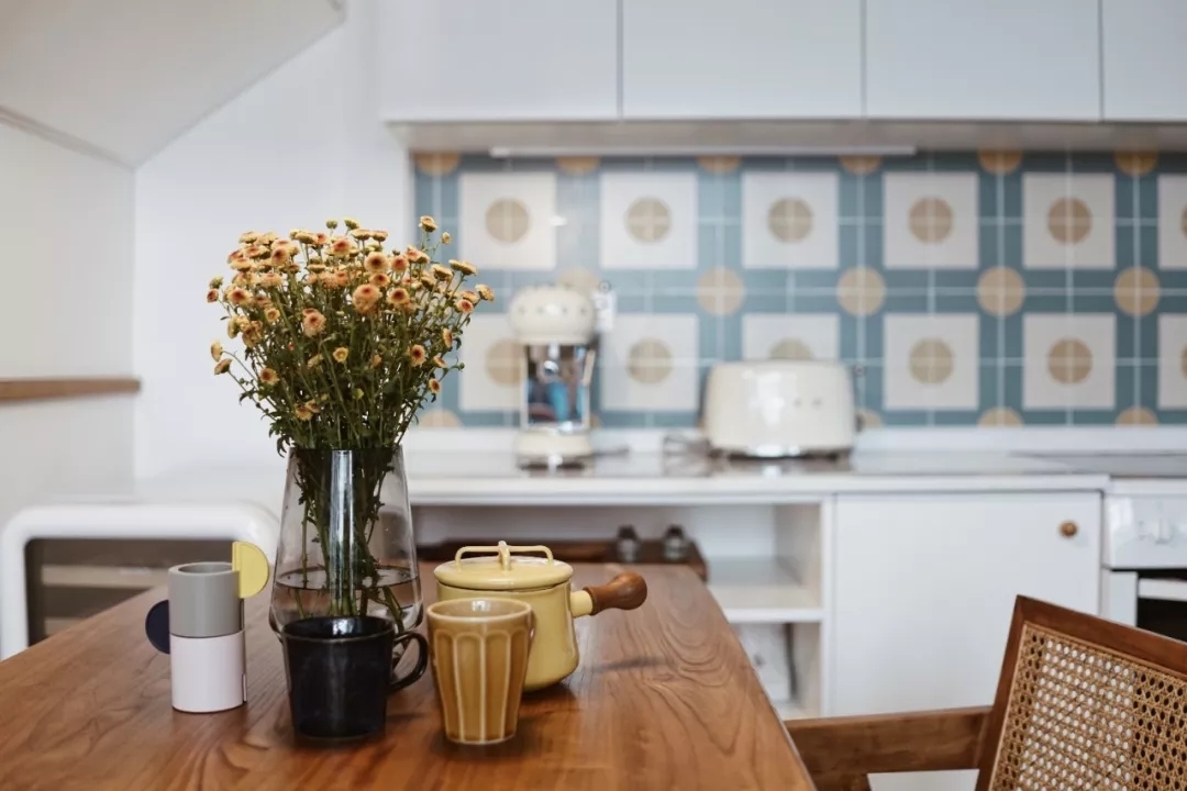 买老破小上海学区房,上海最老旧学区房