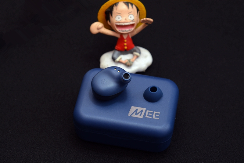 一个Zippo的大小，MEEX10无线蓝牙耳机开箱体验