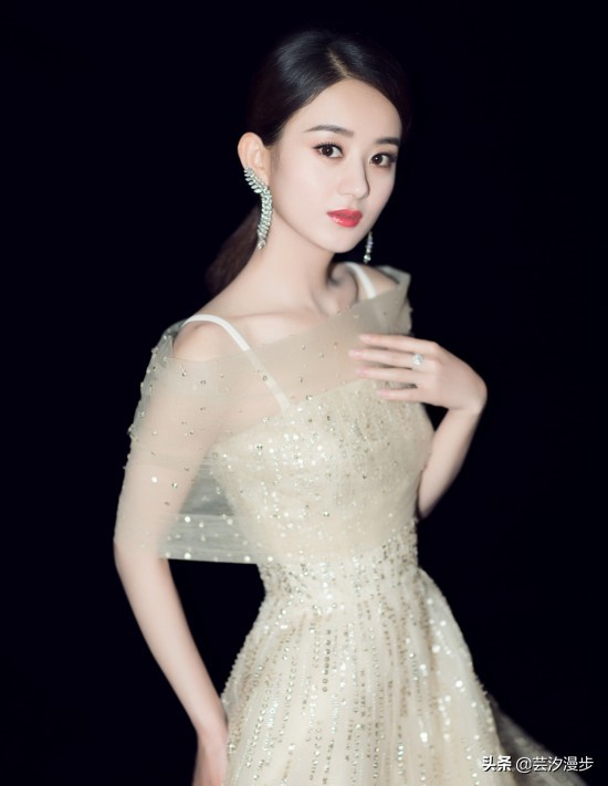 婚纱面料及配饰知识,礼服师应该如何介绍婚纱面料