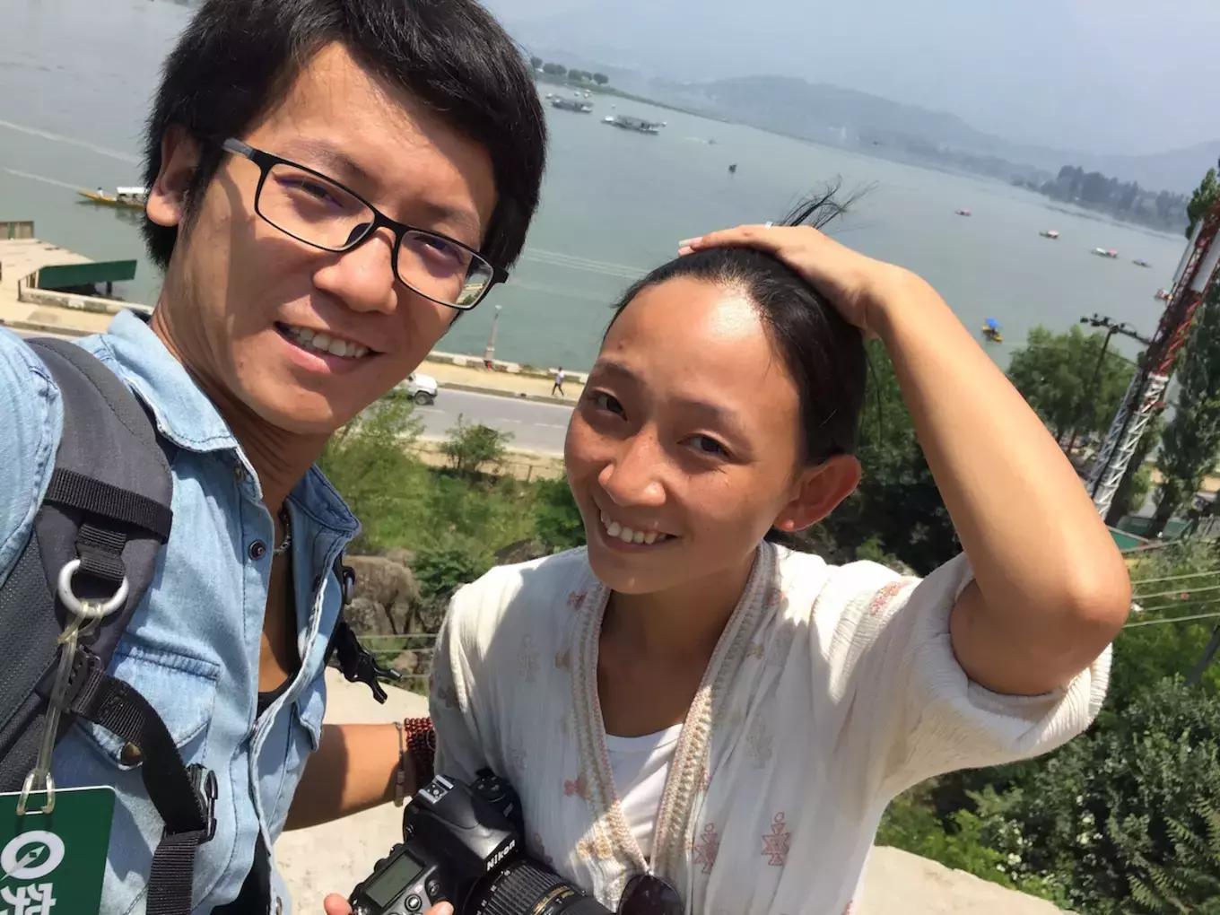 环球蜜月的小两口，免费上了一座价值8亿欧元的邮轮