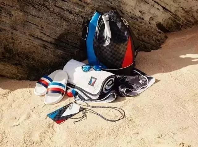 chanel鐪熺毊绡悆,chanel鐞冮瀷