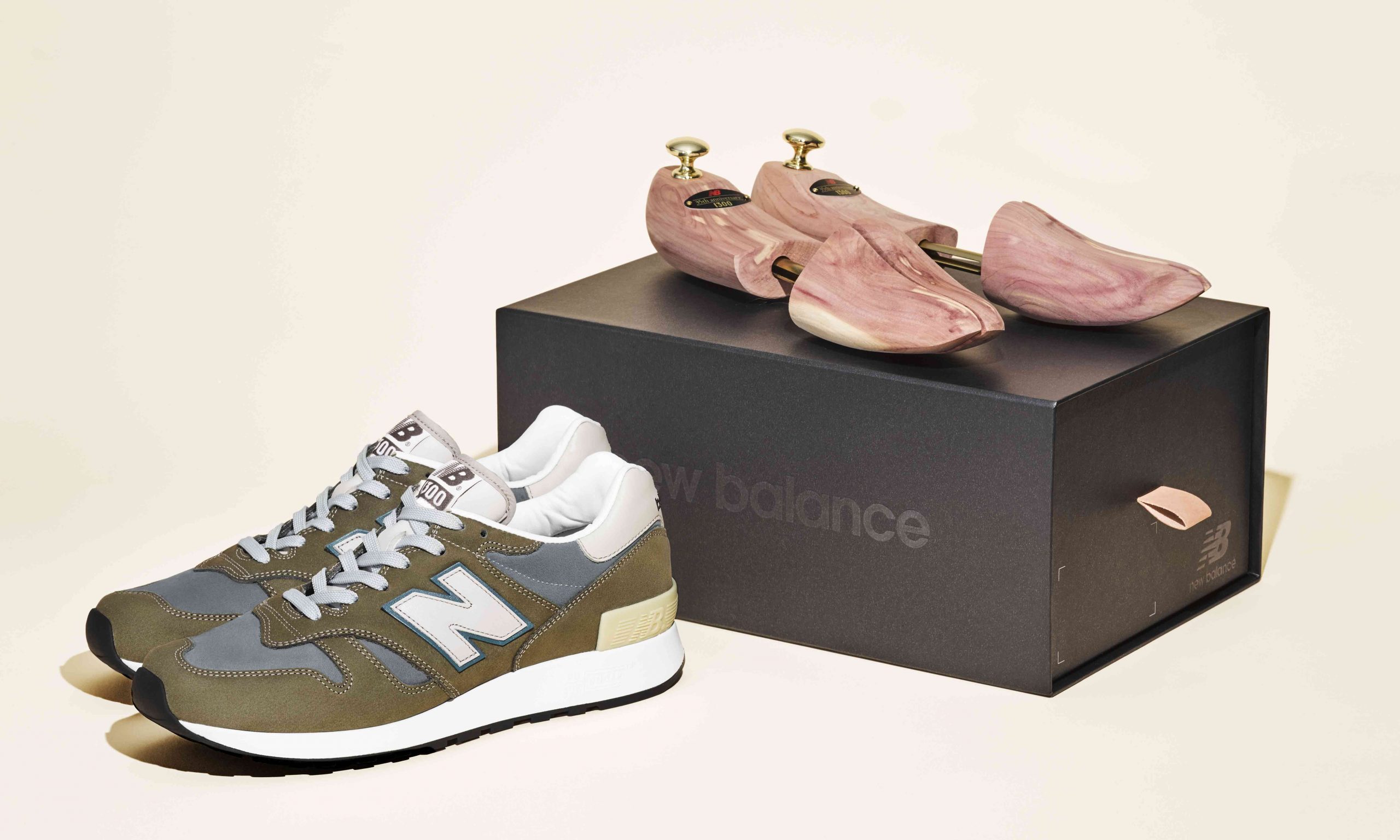 NOWRE｜AirJordanIV「PSG」即将发售，细节近赏