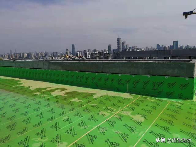 2mm自粘型聚合物改性沥青防水卷材,clf强力交叉自粘防水卷材施工方法