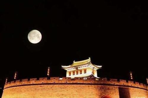 秋分时节的习俗活动及来历,秋分祭月习俗与哪个季节有关