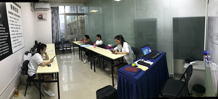 2019美妆培训学校排行,爱尚美妆培训学校怎么样