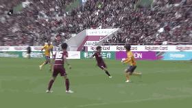 与伊涅斯塔一起成长的日本球员,伊涅斯塔在日本踢球