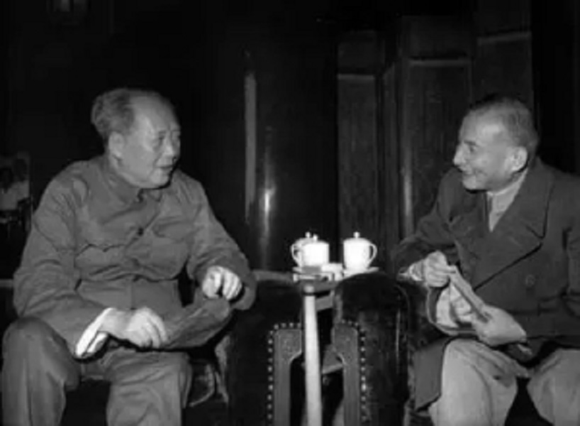 毛主席是如何评价*云陈**、*小平邓**的？