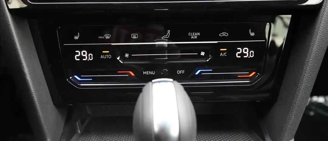 天籁与迈腾哪个质量好,红旗和迈腾哪个质量好