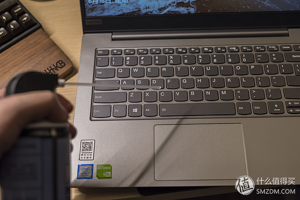 笔记本电脑风扇如何清理灰尘,笔记本电脑怎么清理灰尘