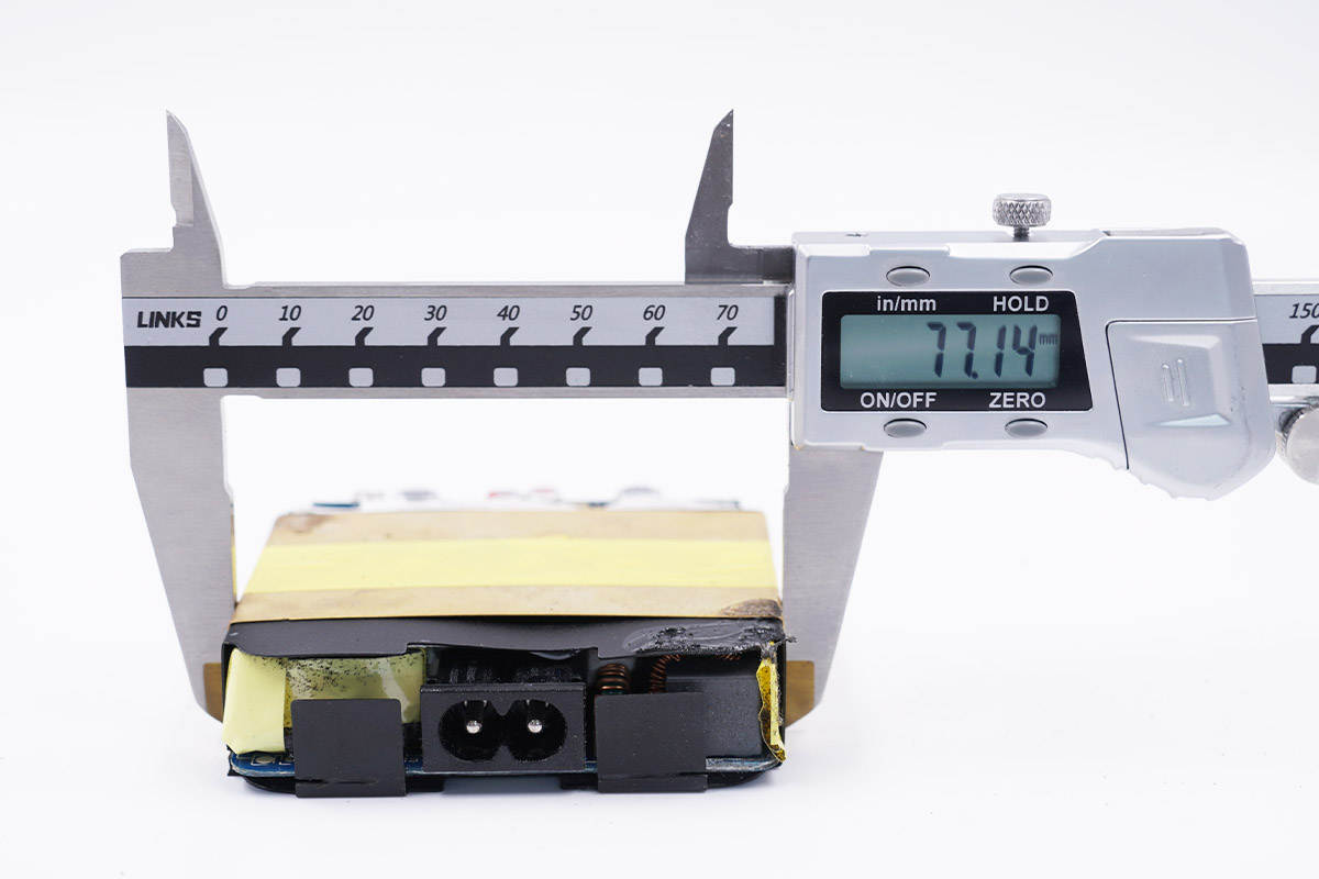 绿联45w双口快充拆解,绿联20瓦双口快充拆解