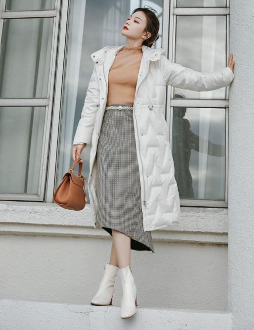 百搭神器马丁靴不只显高还显瘦,马丁靴穿不出气质