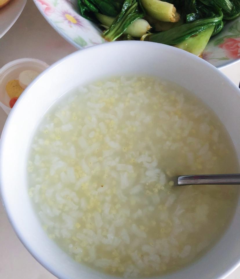 农村大姐卖早餐一个月收入过万,大姐卖早餐每天4小时月赚5万