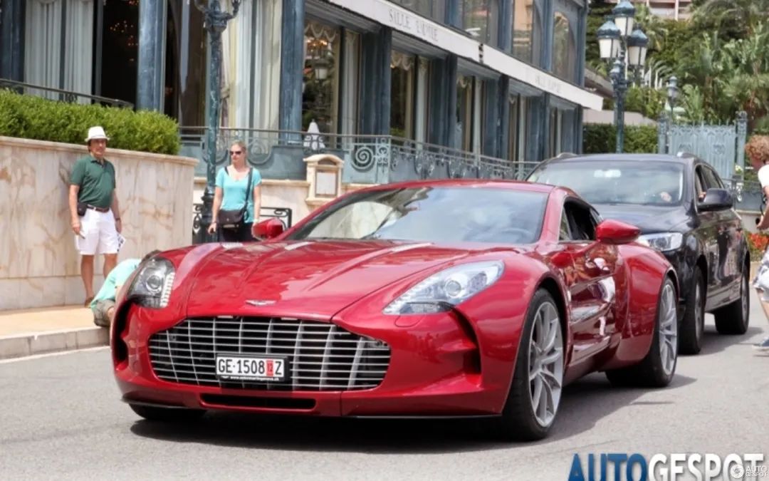 D.Va配色的18Ksuper马丁one-77「虚测评」