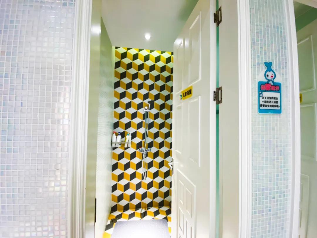 适合大孩子玩的亲子游泳,这家亲子游泳馆真的适合遛娃