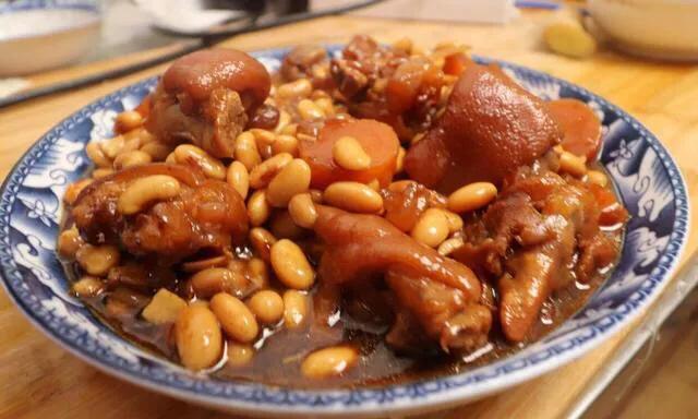 含有女人所需的天然黄体酮,它是天然雌激素女人常吃