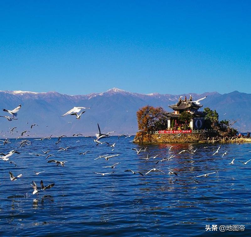 抚仙湖蓄水量是滇池的几倍,中国最深的淡水湖滇池