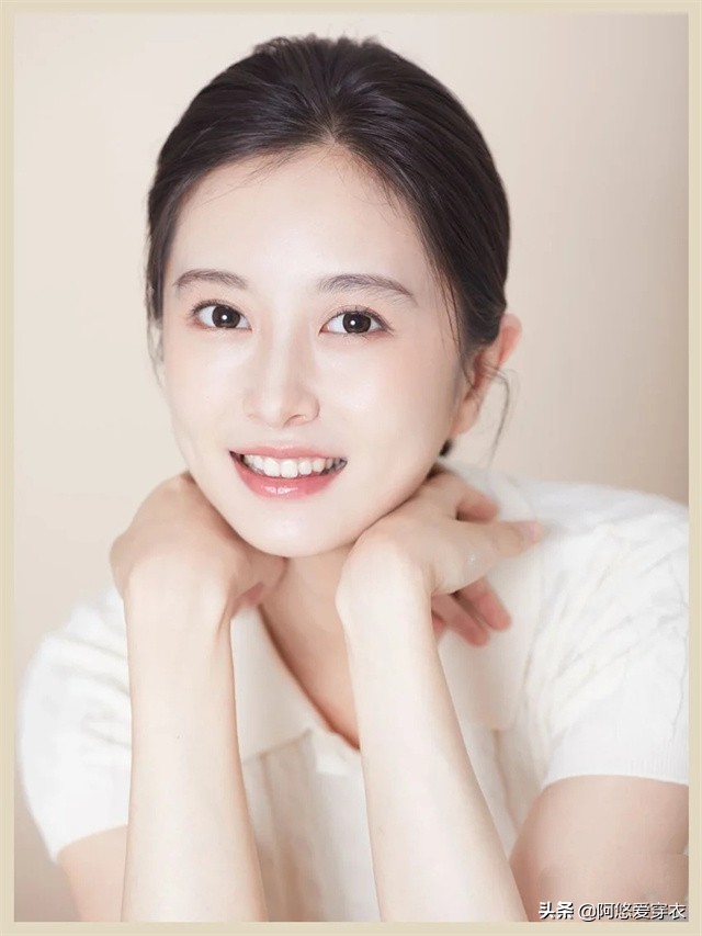 秋天的口红画法教程,秋冬涂口红必备技巧