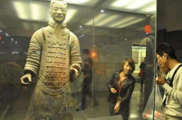 为啥古代的英雄猛士都是“啤酒肚”,而没有那八块腹肌呢?