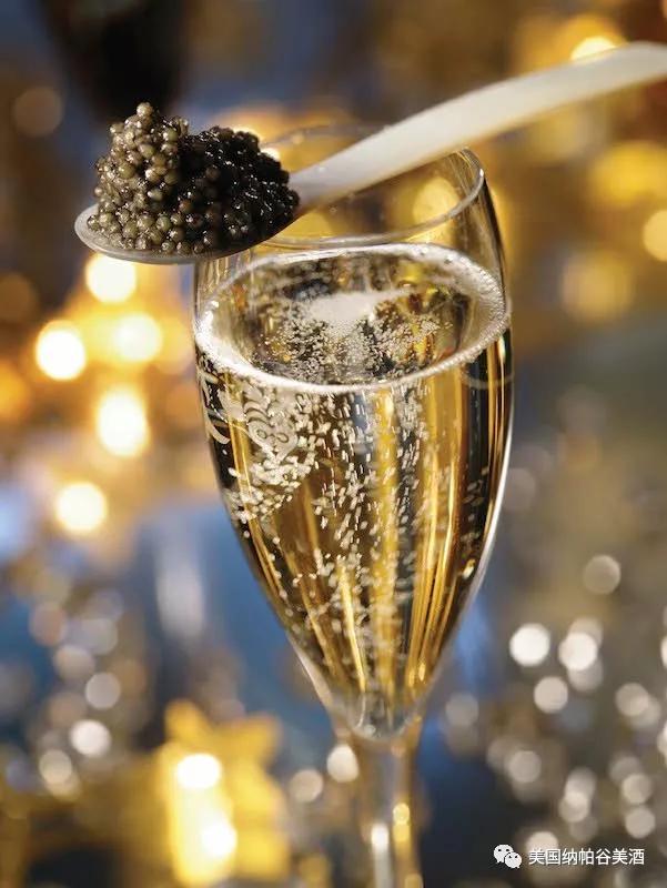 如何用葡萄酒做一餐美味佳肴,葡萄酒配什么美食好吃