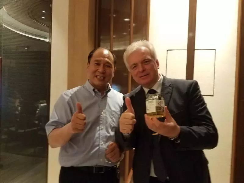 养蜂100窝一年利润,放蜂人一年收入