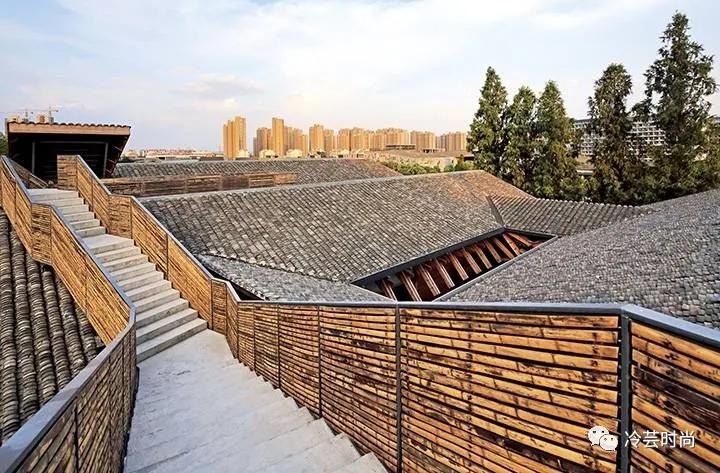 以建筑为主题的服装设计主题分析,服装设计建筑设计