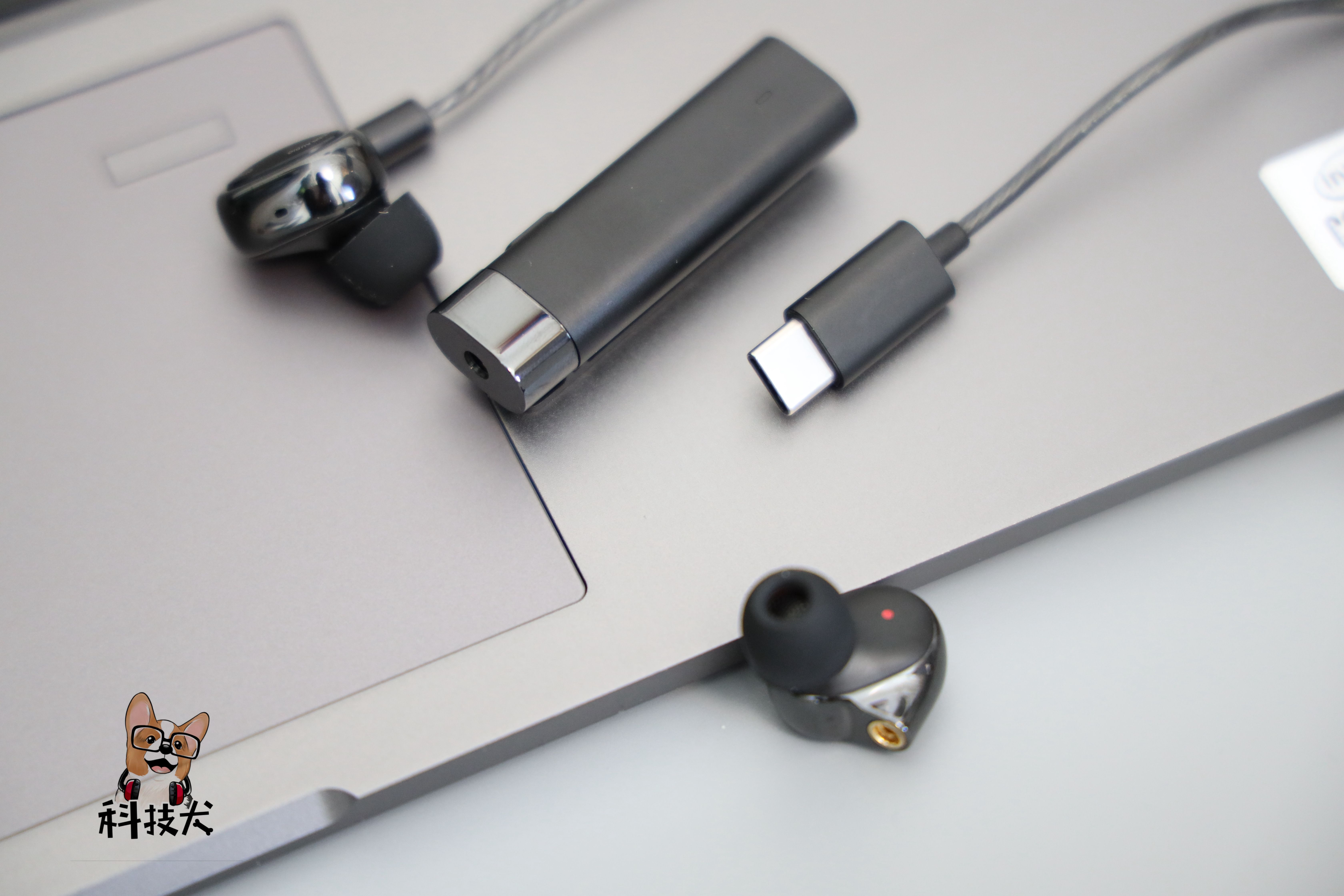 小米耳机单动圈和双动圈区别,小米圈铁4单元耳机舒适性