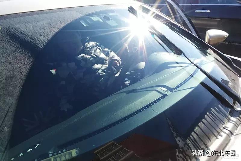 大众速腾雨刷器更换教程,大众新捷达雨刷器更换视频