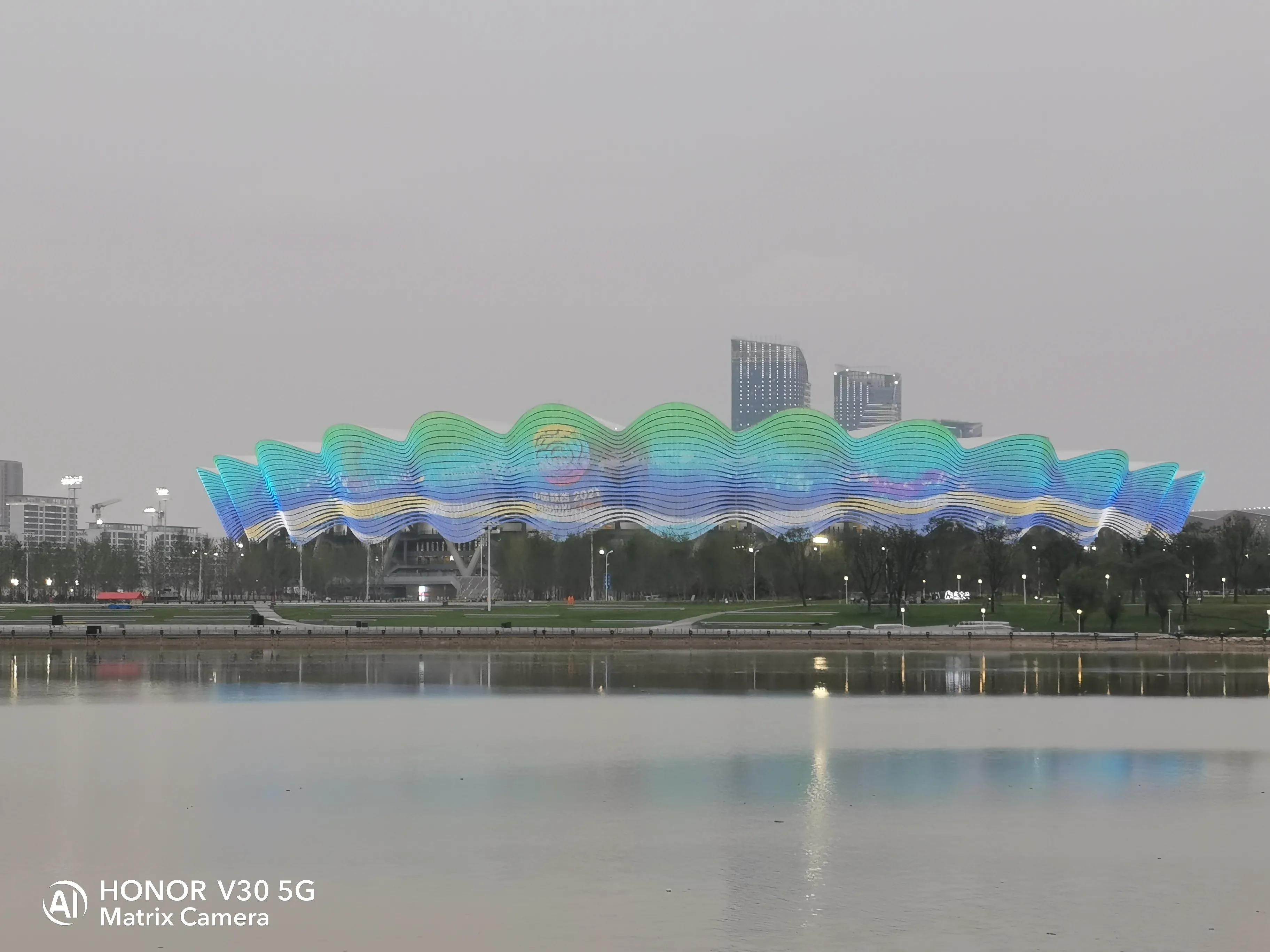 房车游湛江海东奥体中心,奥体中心附近一日游攻略