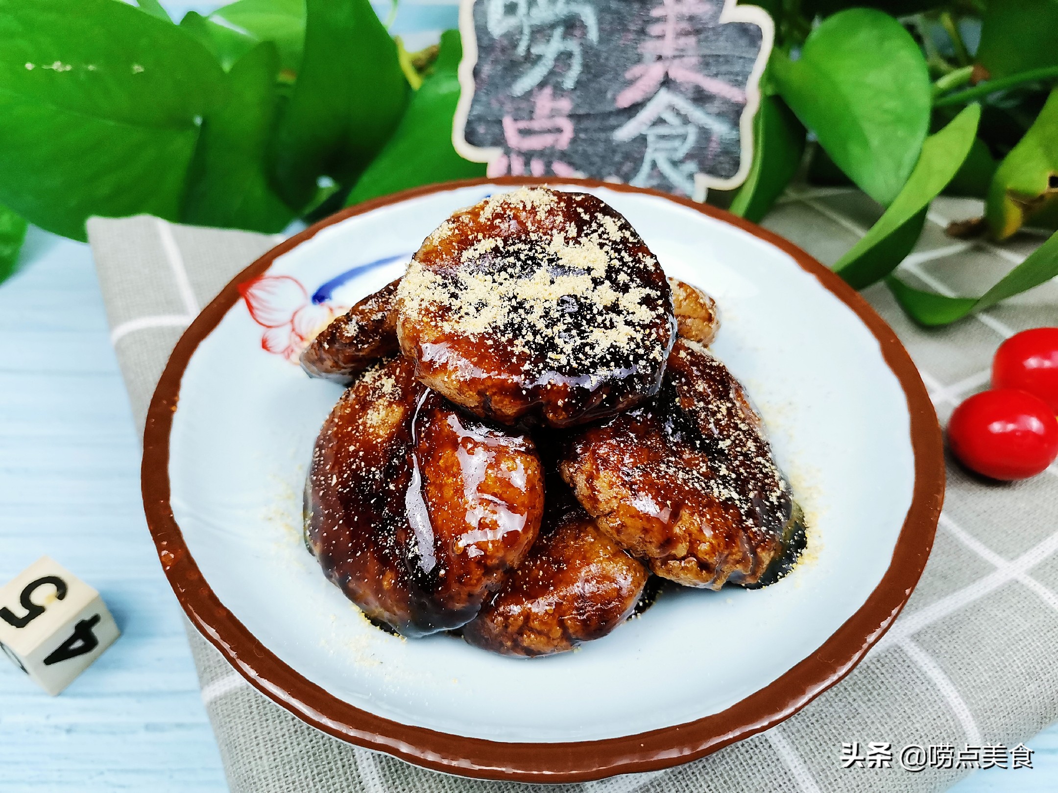 小孩吵着吃南瓜饼,用糯米自制红糖糍粑不用煎